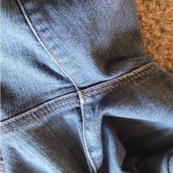 torrid Distressed Dark Blue High-Rise bombshell Skinny Jeans - Picture 8 of 15